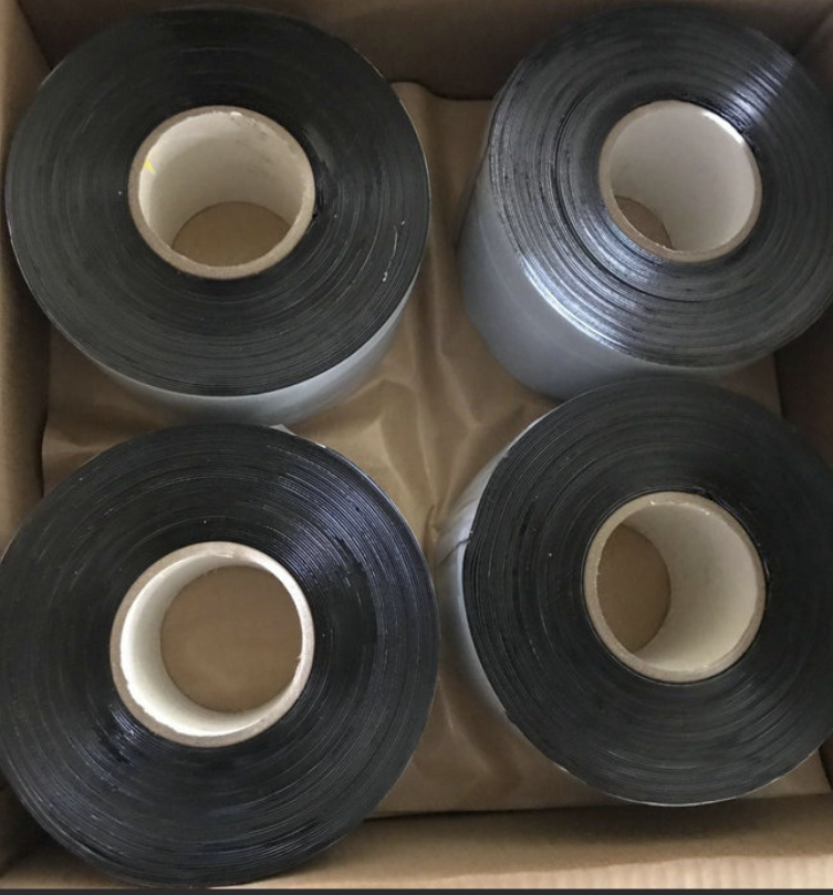 Is polyethylene material resistant to high temperatures?