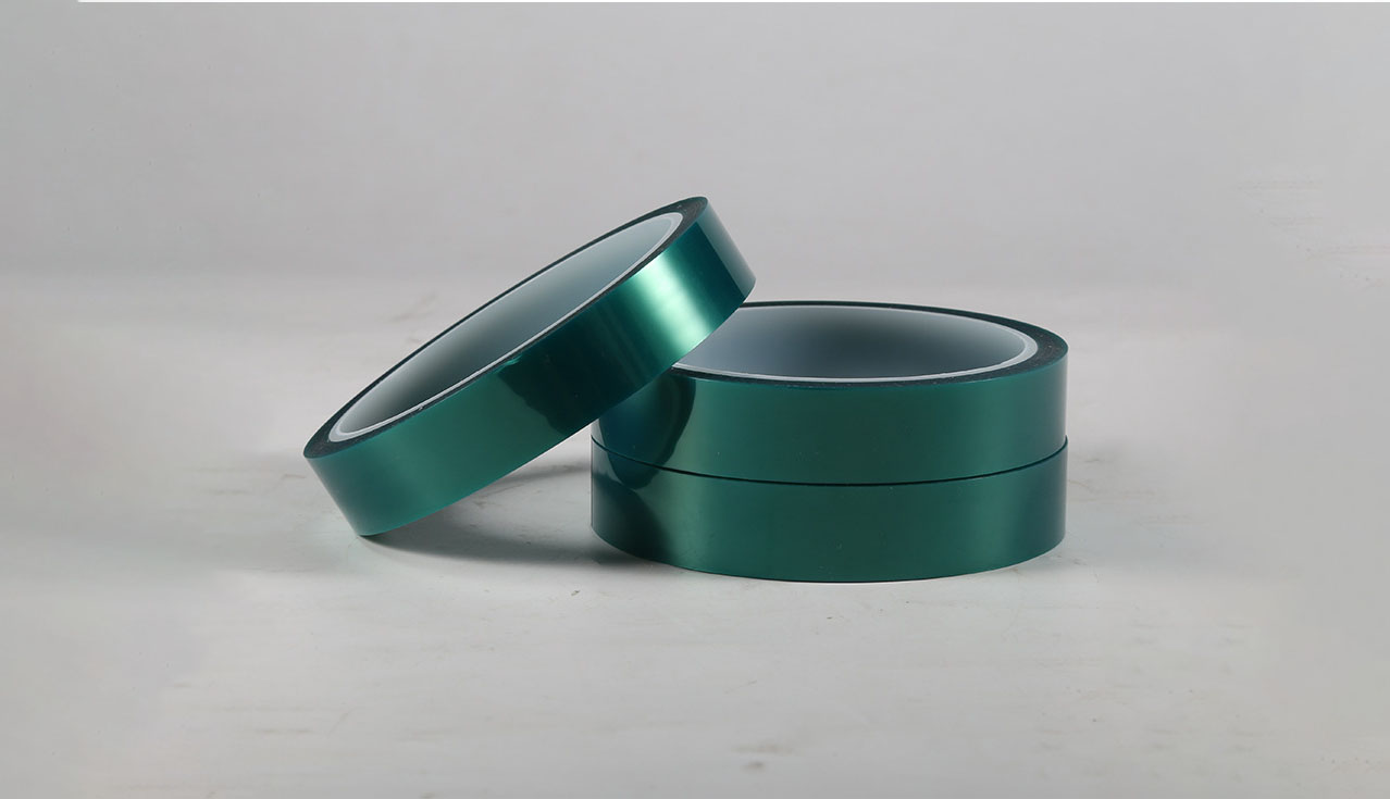 What are the main characteristics of green high-temperature tape?